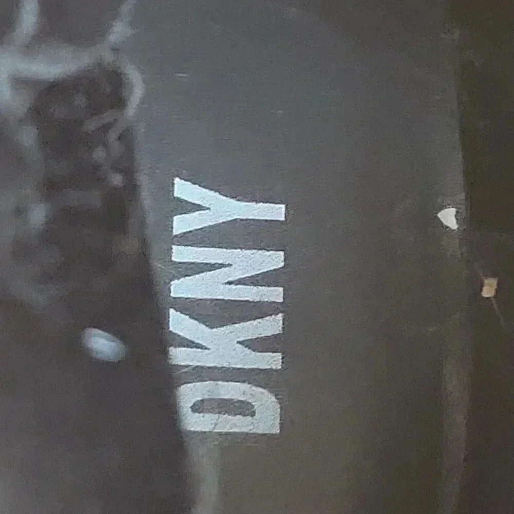 DKNY Ita Leather Strappy Buckle Ankle Boots Shoes Women's Size 8 - Picture 10 of 13